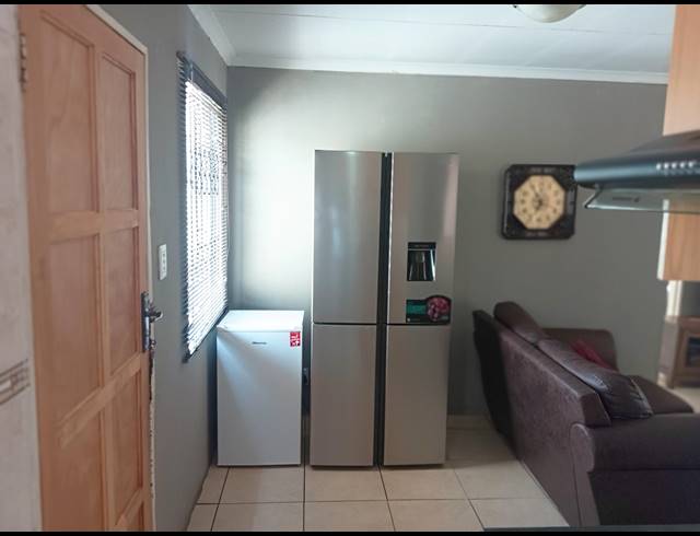 3 BEDROOM HOUSE FOR SALE IN WINDMILL PARK